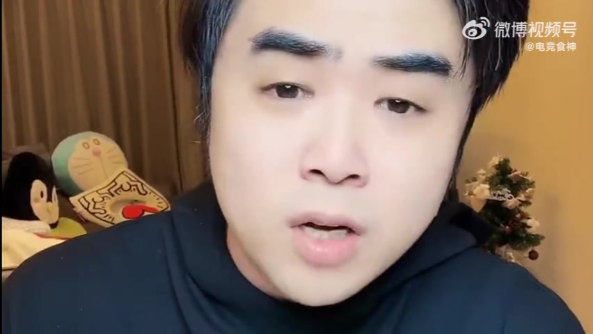 九游会j9官网真人游戏第一品牌朱开：不要老抓Rookie沙皇失误喷；现在GALA就是没融入队伍