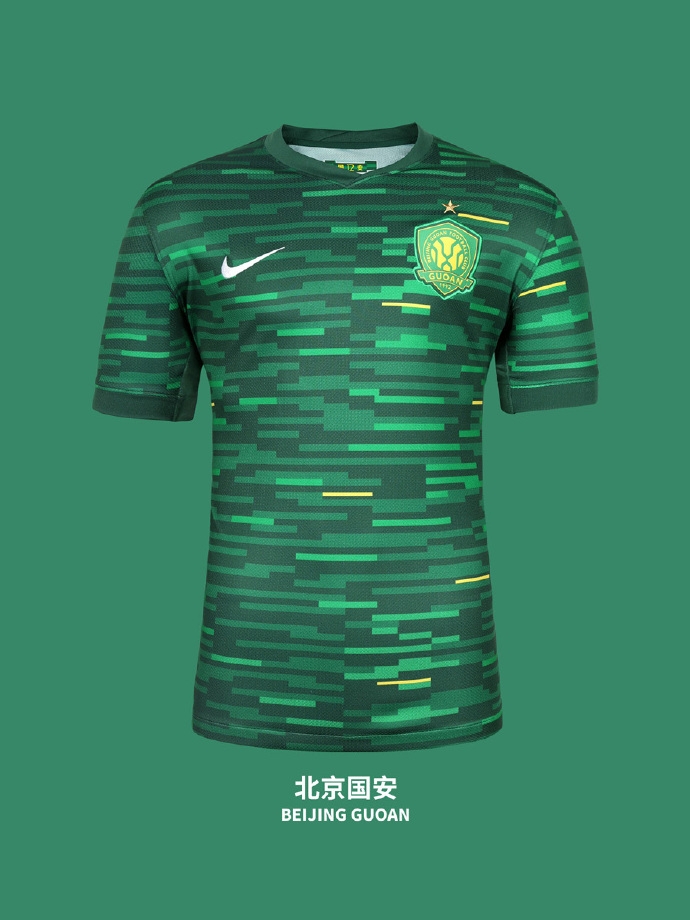 九游会j9官网真人游戏第一品牌今日正式发售！博主：球迷排长队买申花和国安球衣