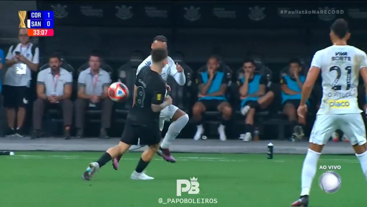 九游会j9官网真人游戏第一品牌还在磨合！内马尔回归桑托斯3场比赛0球0助，10次射门2射正