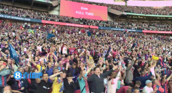 ag九游会亚洲真人第一品牌你早该下去了😡瓜帅赛后对亨德森指指点点，两人起口角